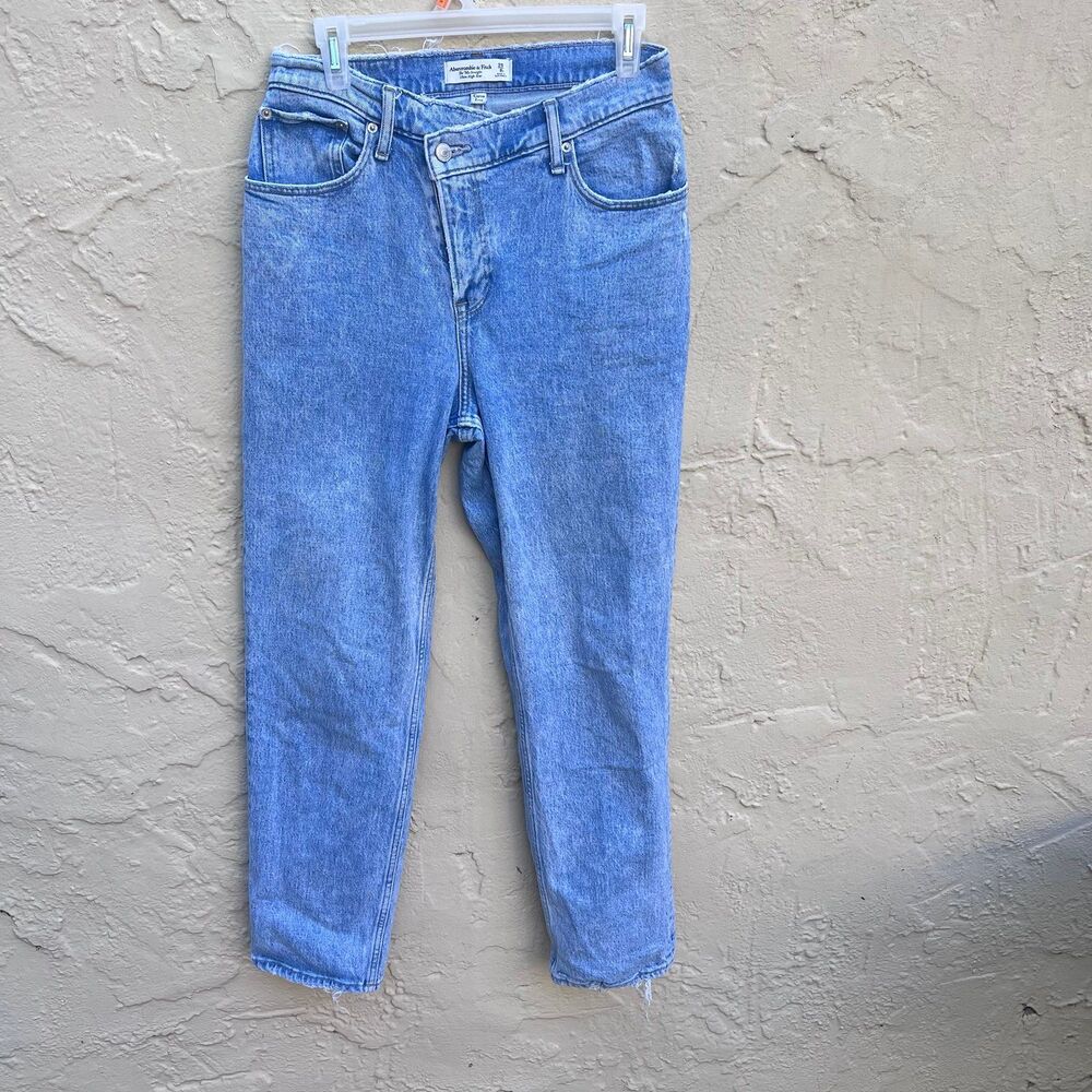 Abercrombie & Fitch sz 8s Curve love denim jeans